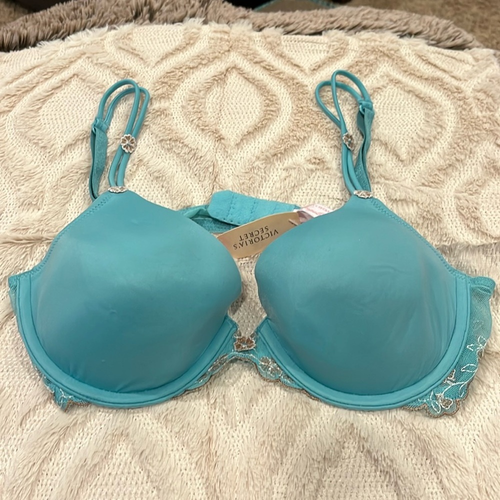 Victoria’s Secret IPEX bra